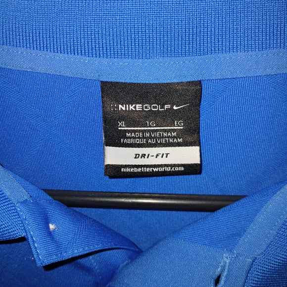 Nike size XL golf shirt. - Picture 3 of 3